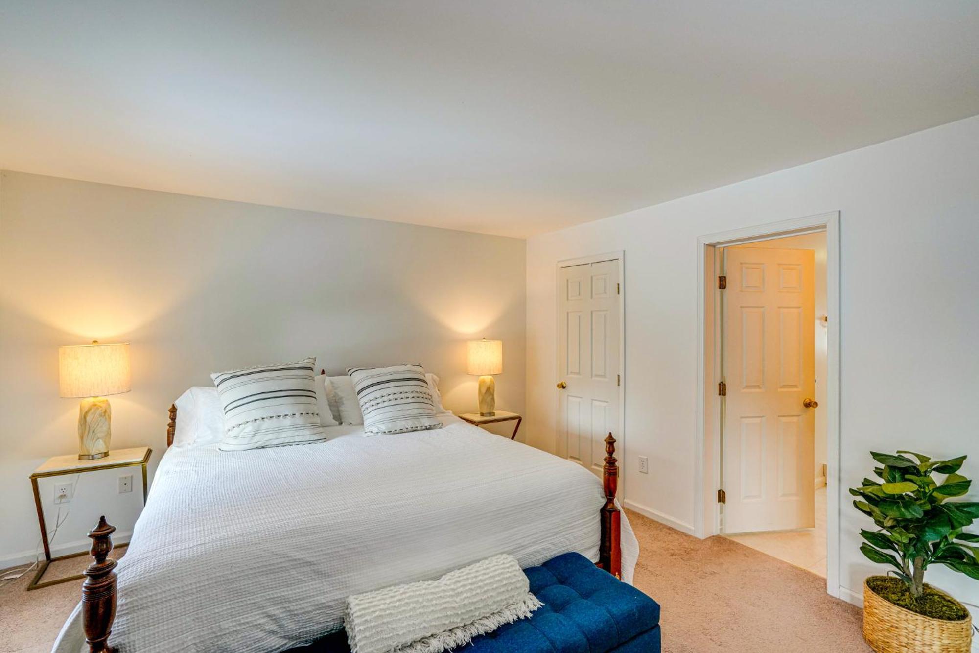 Private Guest House In Dtwn Lenox, Walk To Dining! Esterno foto